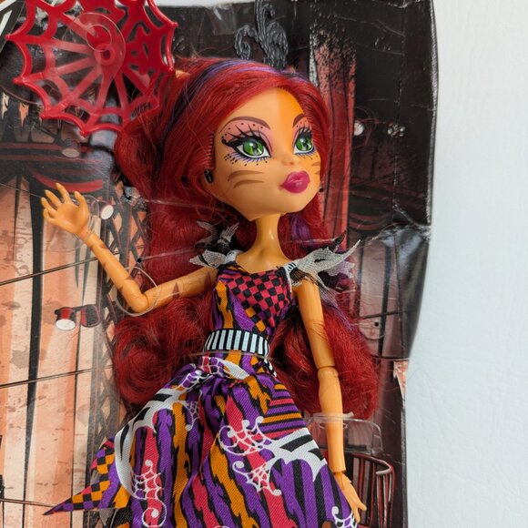 Monster High Freak Du Chic Toralei Stripe Wear Cat Doll Mattel NEW Box Seriously - Picture 5 of 10